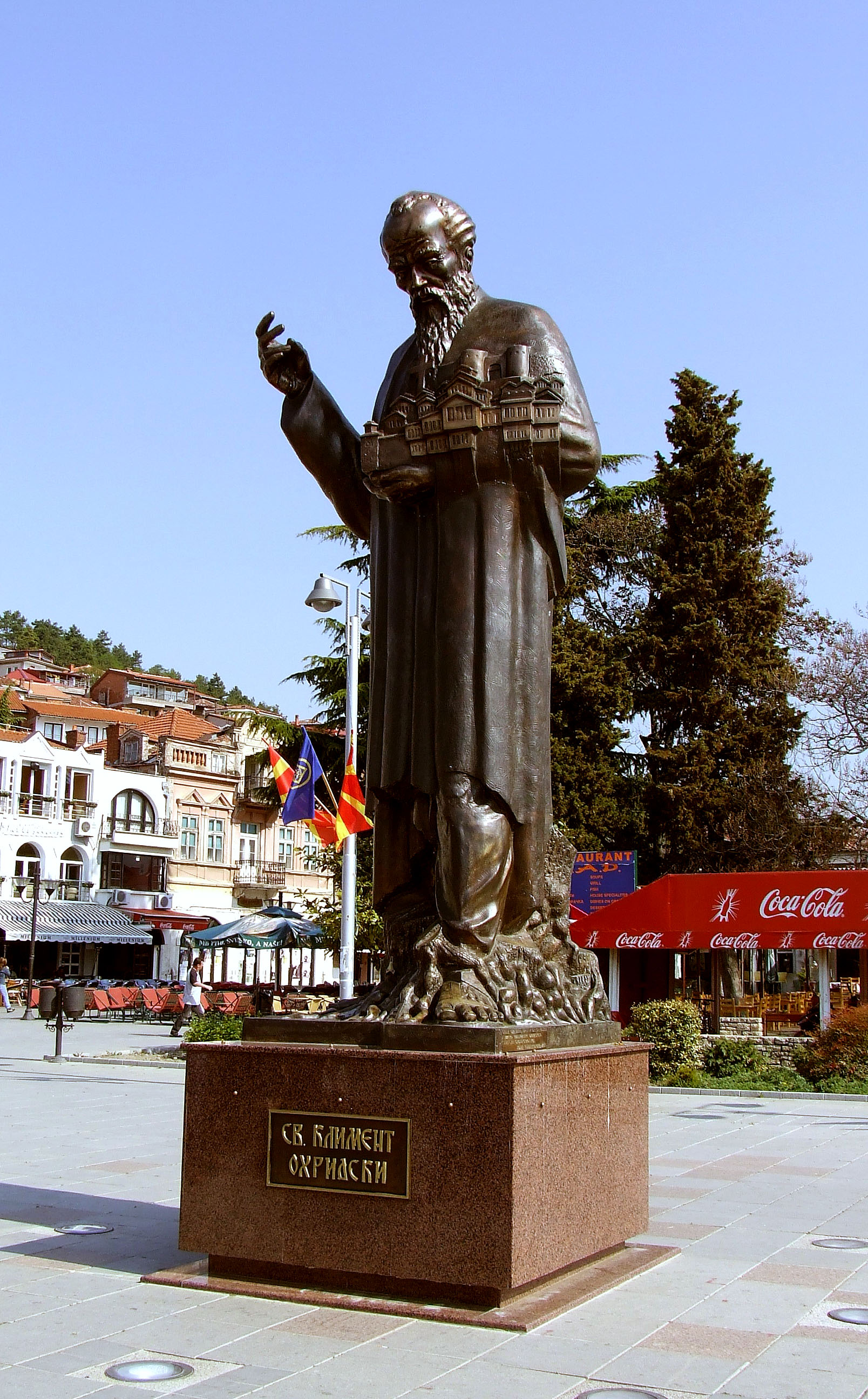 St_Clement_of_Ohrid_with_model